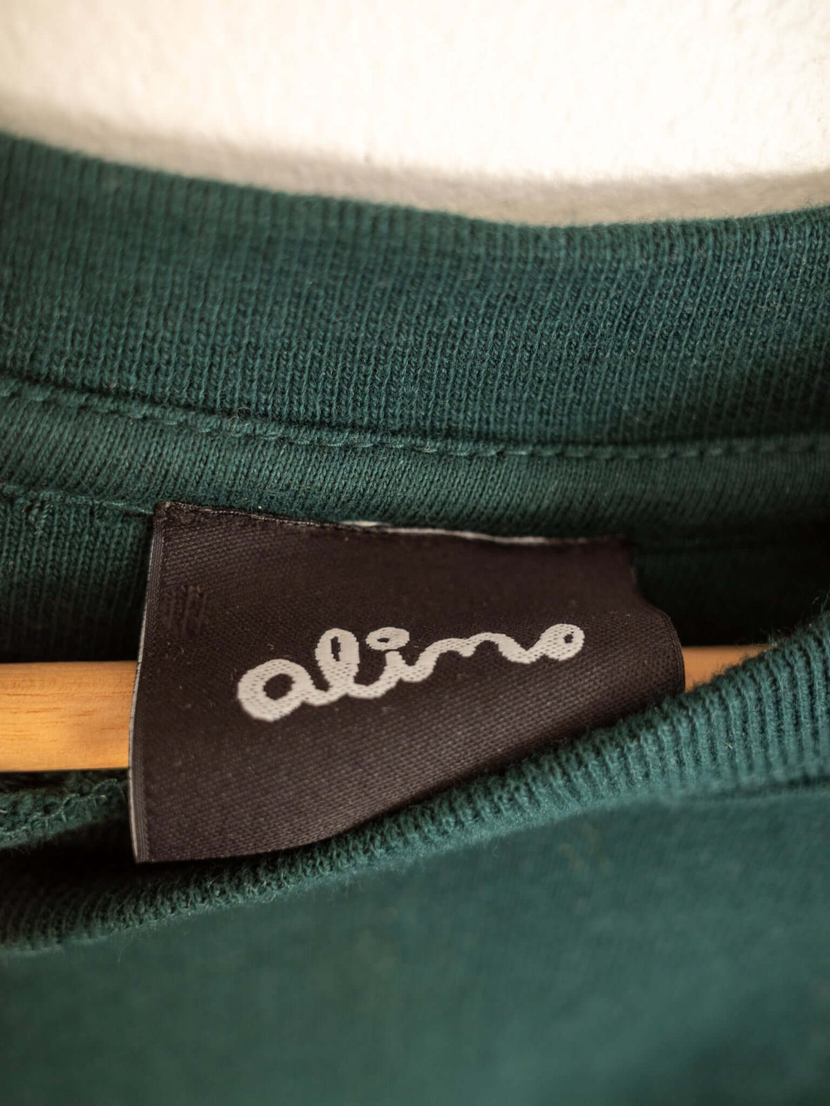 Alimo woven label