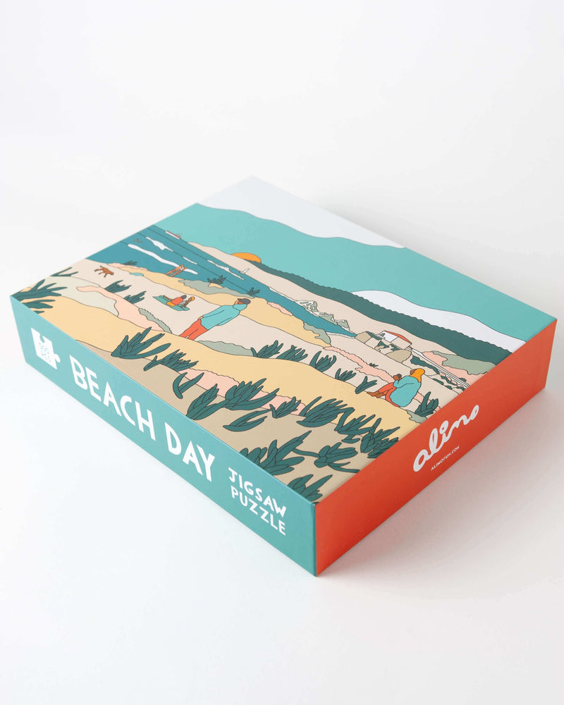 Beach Day 500-piece jigsaw puzzle by Alimo, surf art puzzle box